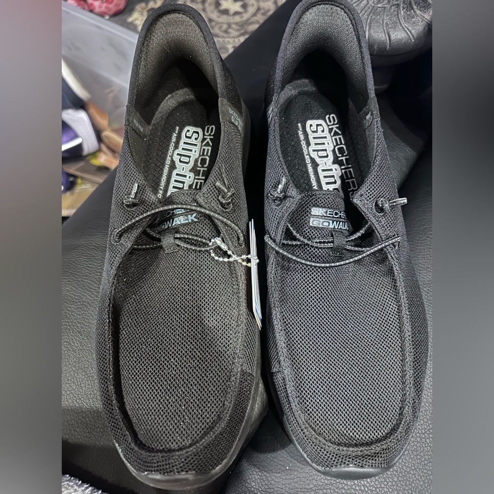 Skechers woman’s  Black Slip-On Loafers